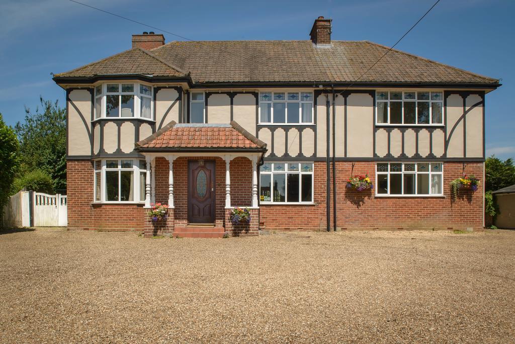 Harwood House B&B Great Dunmow Extérieur photo